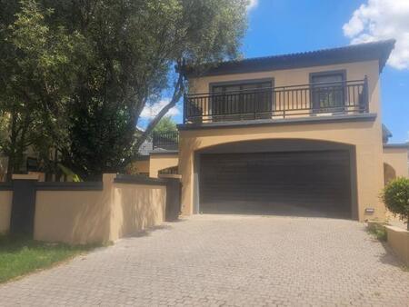 3 Bedroom House in Blue Valley Golf Estate