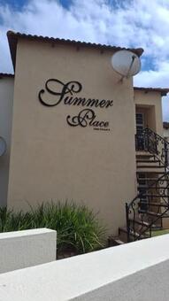 3 Bedroom Apartment in Jeffreys Bay