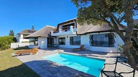 5 Bedroom House in St Francis Bay