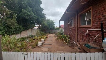 4 Bedroom House in Vredenburg