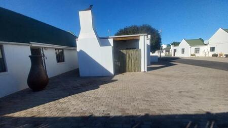 2 Bedroom House in Langebaan North