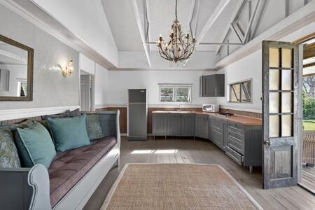 1 Bedroom Apartment in Plettenberg Bay Central