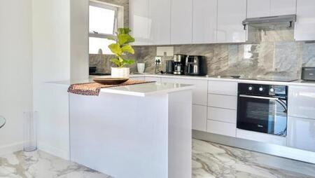 1 Bedroom Apartment in Glencairn Heights