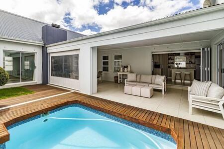 3 Bedroom House in Schonenberg Estate