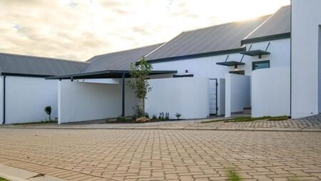 1 Bedroom House in Kraaibosch