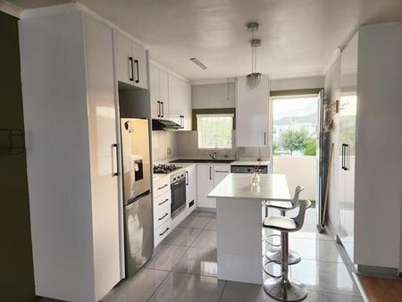 2 Bedroom Apartment in Pinelands
