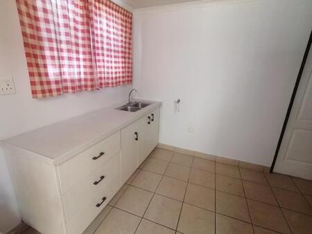 Bachelor apartment in Parow Valley