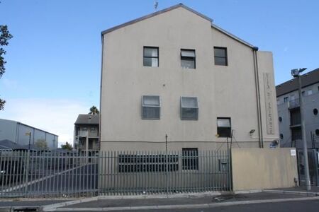 2 Bedroom Apartment in Klipkop