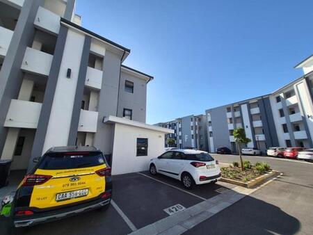 3 Bedroom Apartment in Parklands East