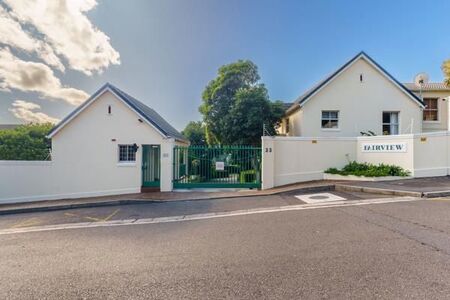 2 Bedroom Apartment in Vredehoek