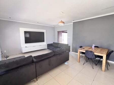 3 Bedroom House in Parklands