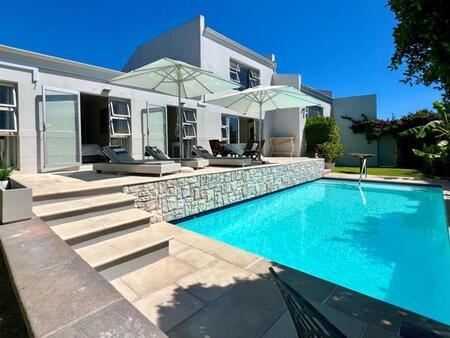 4 Bedroom House in Flamingo Vlei