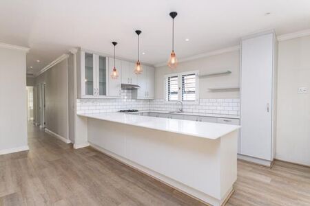 4 Bedroom House in Sunningdale