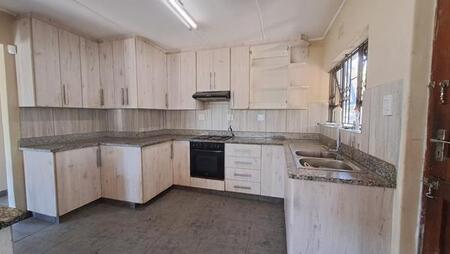 3 Bedroom House in Meer En See