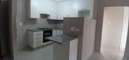 2 Bedroom Flat in Meer En See