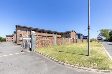 2 Bedroom Flat in Arboretum