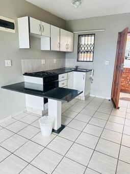 2 Bedroom Flat in Empangeni Central