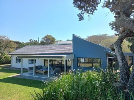 5 Bedroom House in Southbroom