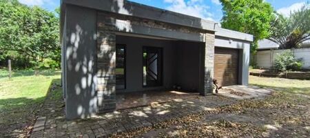 2 Bedroom House in Glenmore