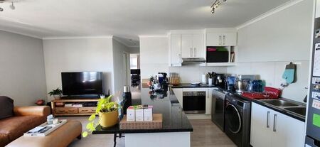 2 Bedroom apartment to rent in Observatory, Cape Town