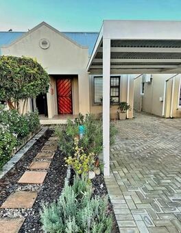 1 Bedroom Townhouse in Oudtshoorn