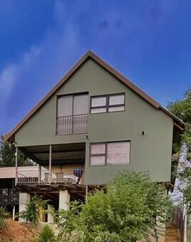 3 Bedroom House in Vanderbijlpark Central