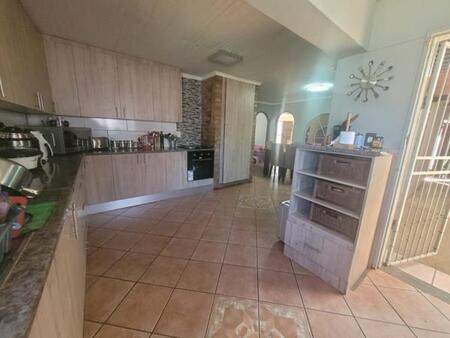 4 Bedroom House in Dal Fouche