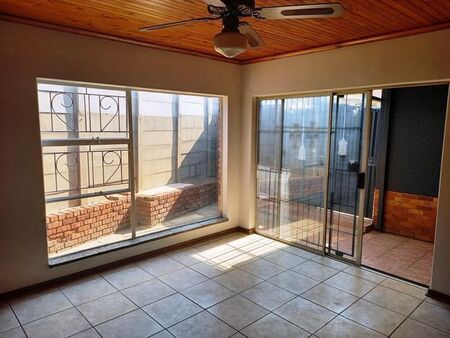 1 Bedroom cottage to rent in Marlands, Germiston