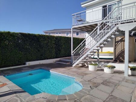 1 Bedroom semi-detached cottage to rent in Myburgh Park, Langebaan