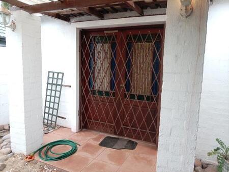 1 Bedroom Apartment in Saldanha