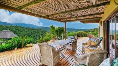 2 Bedroom House in Wilderness Heights