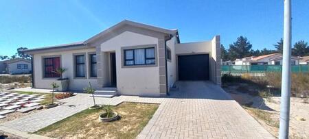 3 Bedroom House in Albertinia