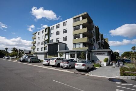 1 Bedroom Apartment in Pinelands