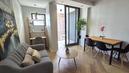 Studio Apartment in Century City