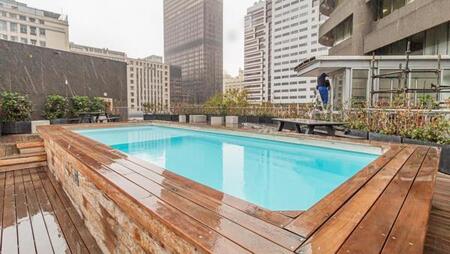 Bachelor apartment in Cape Town City Centre