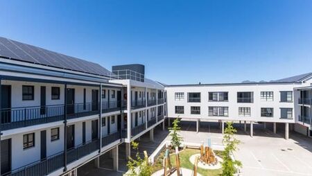 1 Bedroom Apartment in Paarl