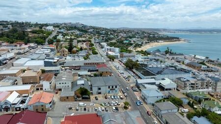 2 Bedroom Apartment in Mossel Bay Central