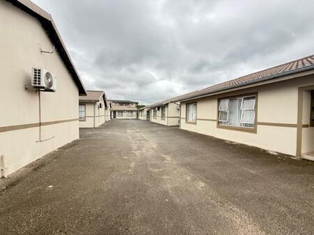 2 Bedroom Townhouse in Arboretum