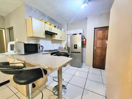 2 Bedroom Flat in Arboretum