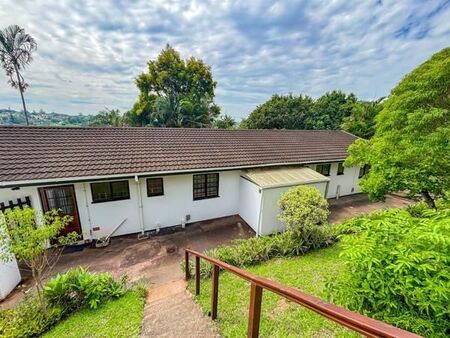 3 Bedroom Simplex in Caversham Glen