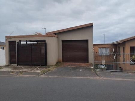 2 Bedroom House in Montford