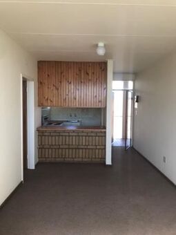 1 Bedroom Apartment in Krugersdorp Central