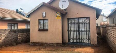 2 Bedroom House in Soshanguve