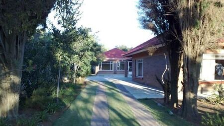 2 Bedroom Flat in Riebeeckstad