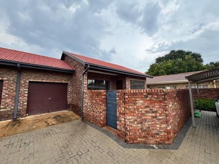 2 Bedroom Townhouse in Parys