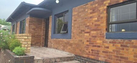 3 Bedroom house to rent in Edenvale Central