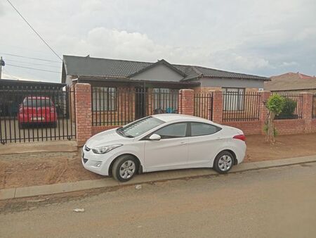 3 Bedroom house to rent in Bloemside, Bloemfontein