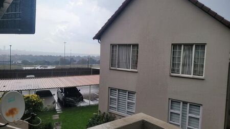 2 Bedroom apartment to rent in Dowerglen Ext 1, Edenvale