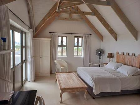 1 Bedroom Flat in Dwarskersbos