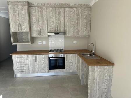 1 Bedroom Townhouse in Oudtshoorn